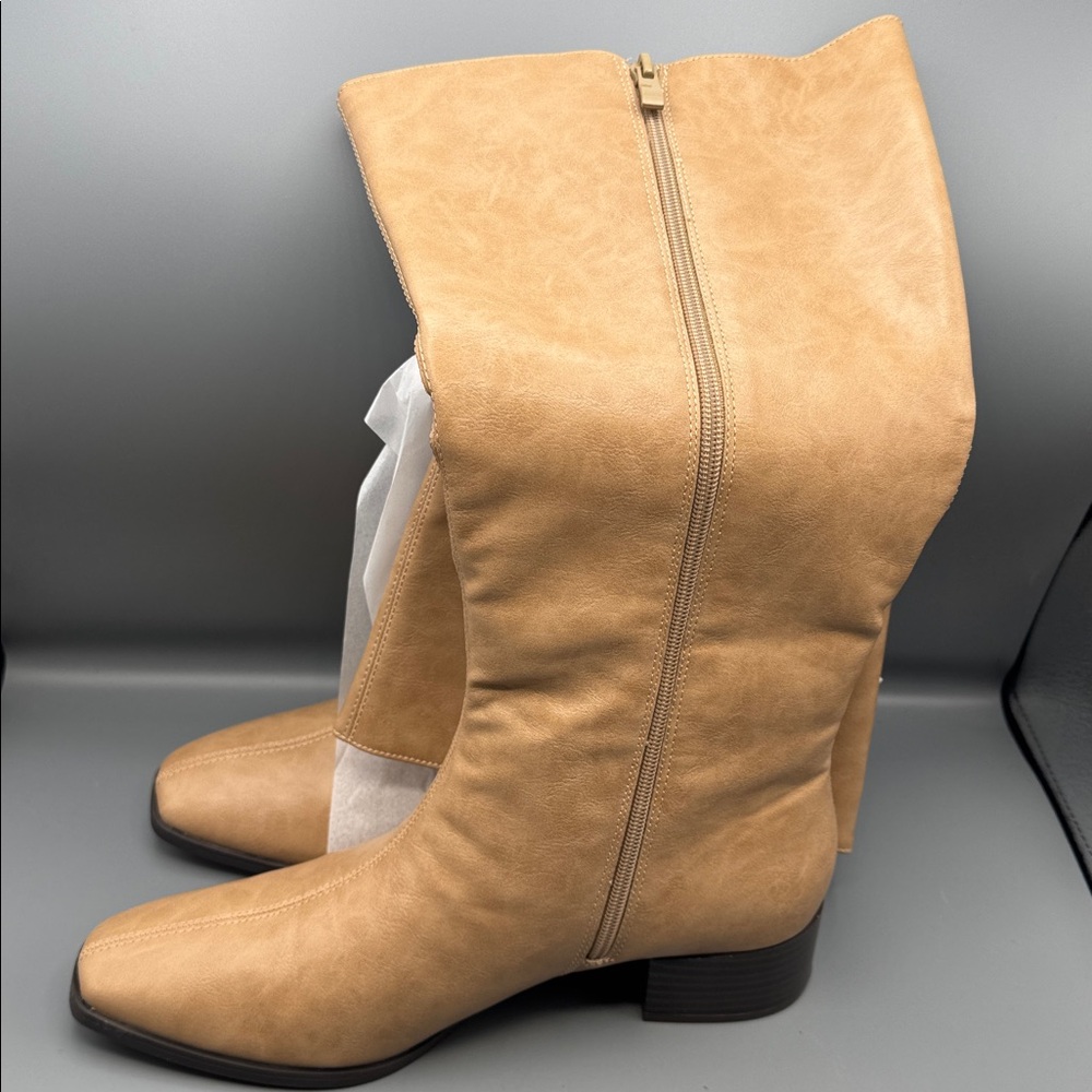 Journee Devri Boots - Picture 2 of 4